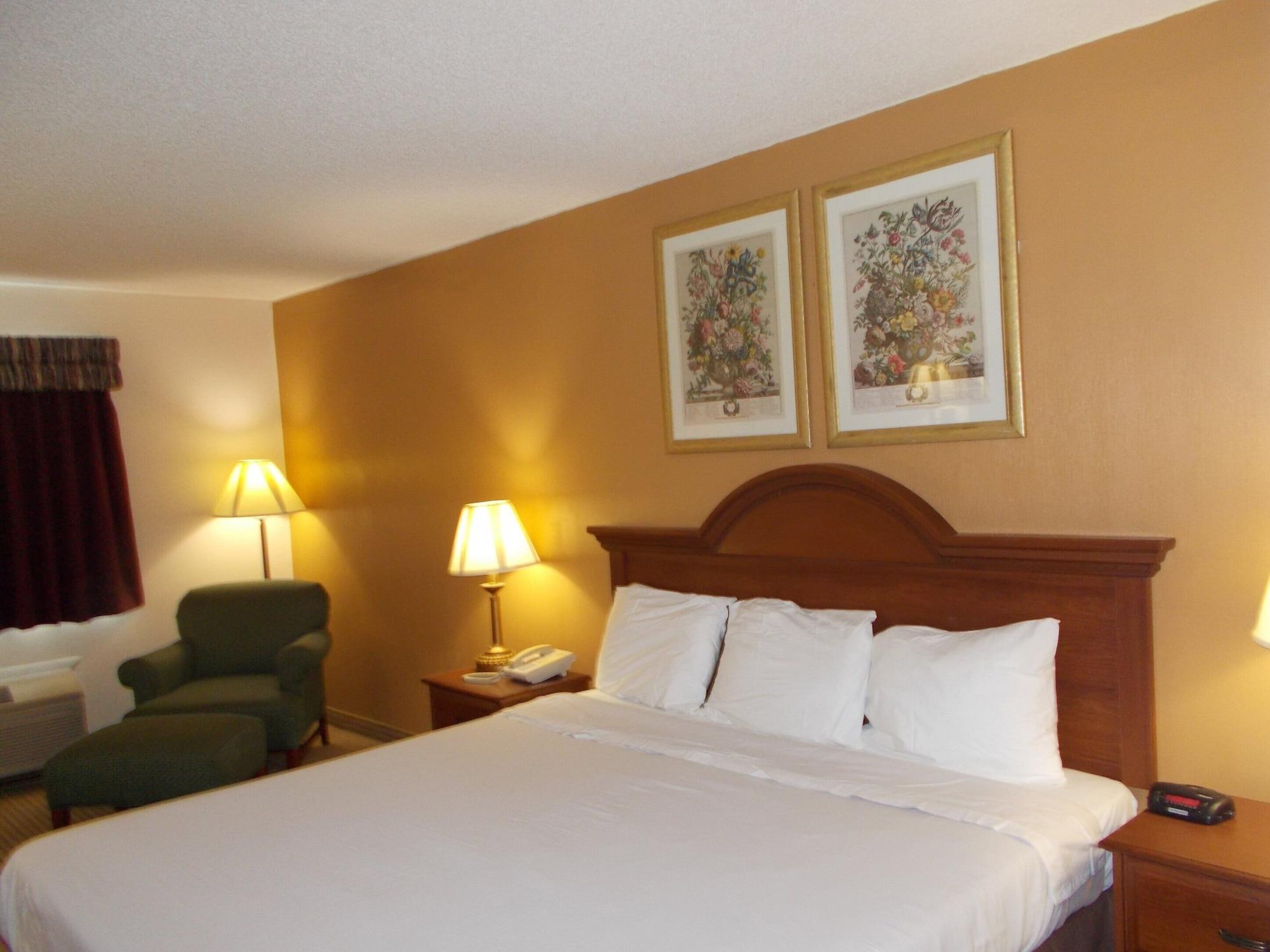 Royalton Inn And Suites, Wilmington,Ohio Eksteriør billede